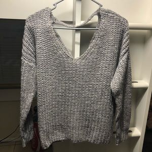⭐️BOGO FREE⭐️ Twisted Back Chunky Sweater
